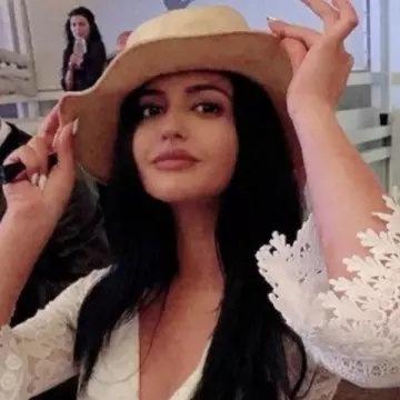 wannabeMrsGrey image 0